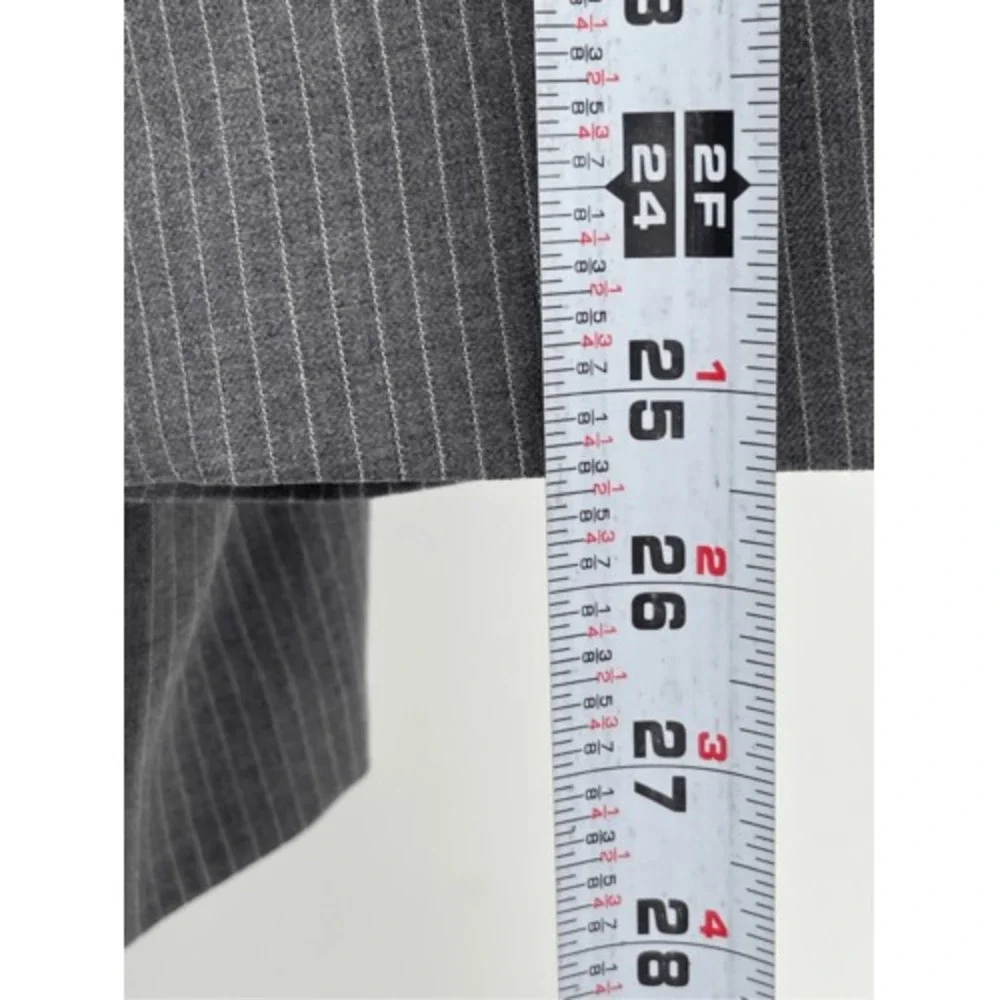 Jos A Bank Blazer Sport Coat Suit Jacket Men Size 46 R Gray White Pinstripe Wool